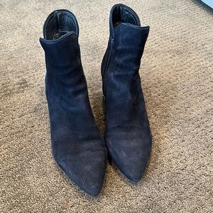 Aquatalia Black Ankle Boots Sleek Suede Design